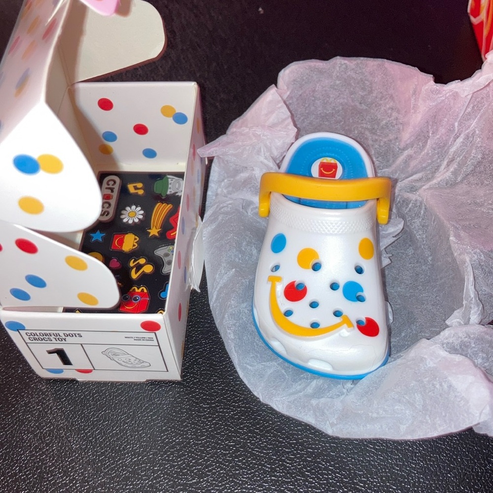 Crocs minis McDonald’s key chain Charm Set Multicolor 1-2-5-6-7 lot new 5 piece